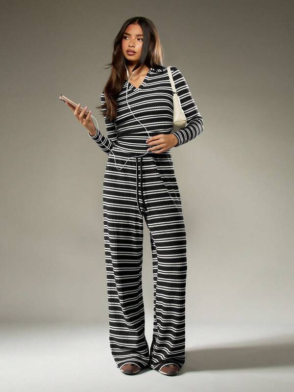 MISSGUIDED Striped Ribbed Knit Coord With Long Sleeves