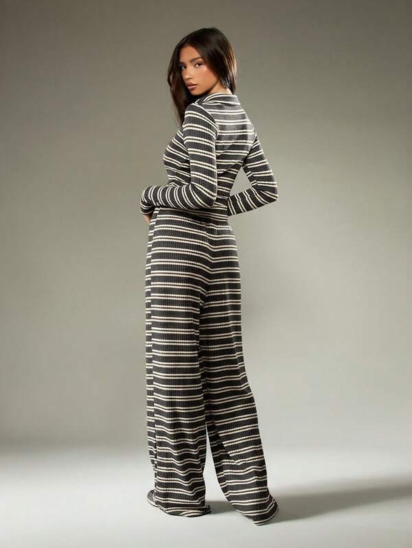 MISSGUIDED Striped Ribbed Knit Two Piece Coordinating Set