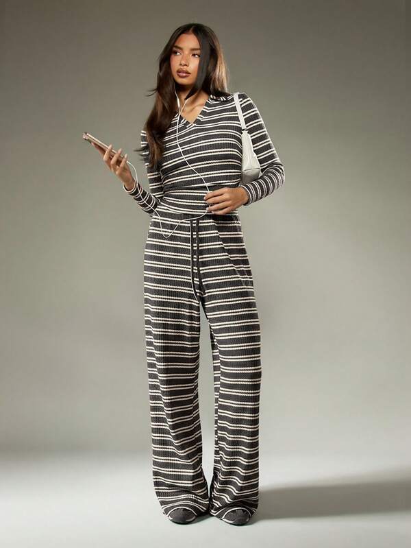 MISSGUIDED Striped Ribbed Knit Two Piece Coordinating Set