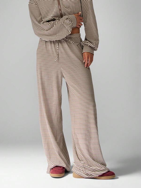 MISSGUIDED Striped Zip Up Jacket With Wide Leg Pants