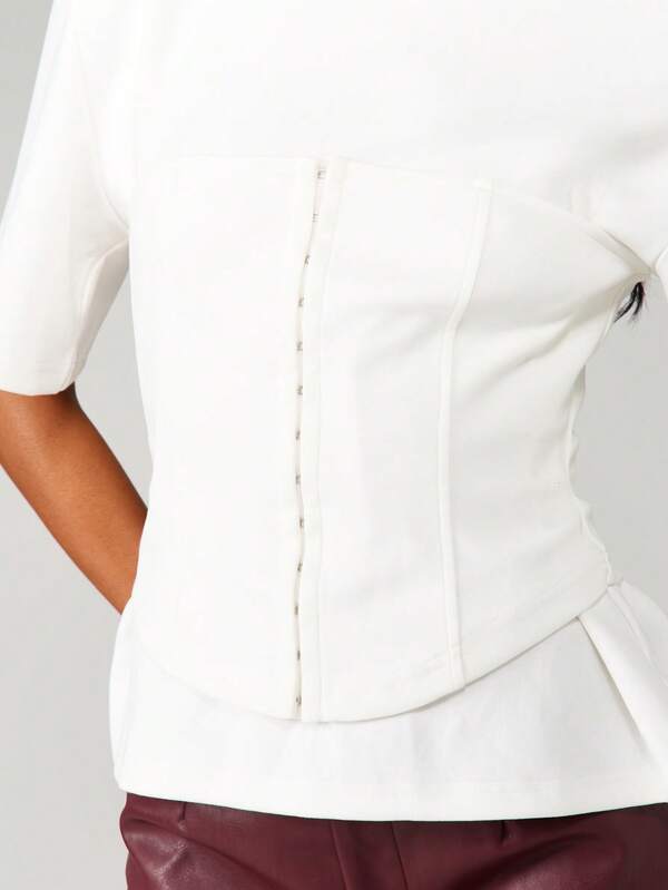 MISSGUIDED Structured Corset Top With Flutter Sleeves And Peplum Hem
