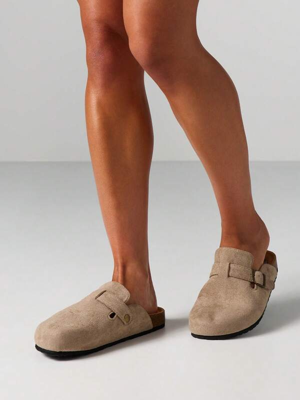 MISSGUIDED Suede Buckle Strap Mule Flats