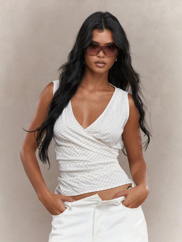 MISSGUIDED Textured Plunge Neck Wrap Sleeveless Top With Belt