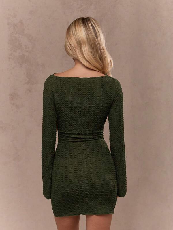 MISSGUIDED Textured Ruched Stretch Long Sleeve Bodycon Mini Dress
