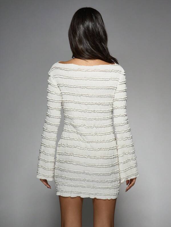 MISSGUIDED Textured Ruffle Mini Dress With Long Sleeves