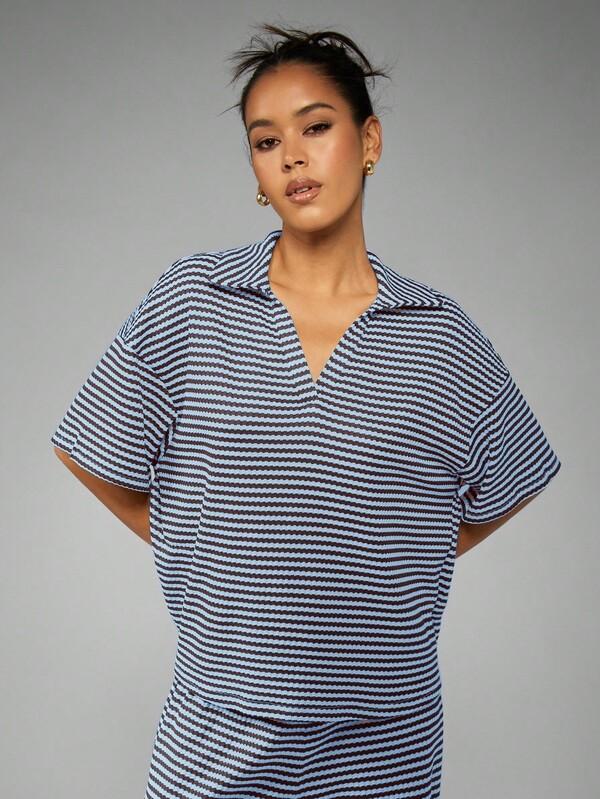 MISSGUIDED Textured Stripe Two Piece With V-Neck And Wide Leg