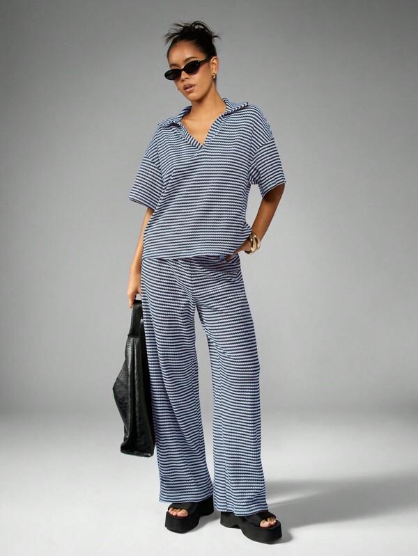 MISSGUIDED Textured Stripe Two Piece With V-Neck And Wide Leg