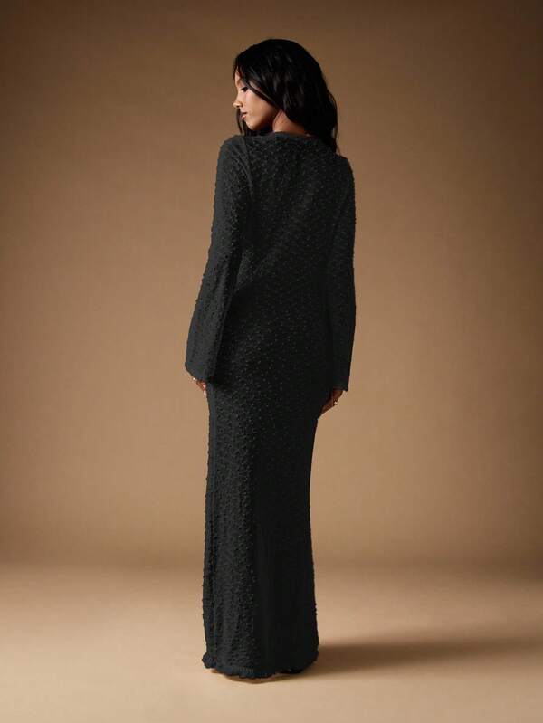 MISSGUIDED Textured Wrap Maxi Dress With Plunge Neckline