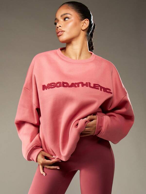 MISSGUIDED Towel Applique Crewneck Sweatshirt With Oversized Fit