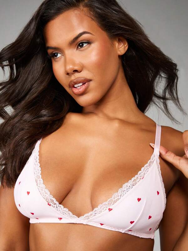 MISSGUIDED Triangle Bralette With Lace Trim Hearts