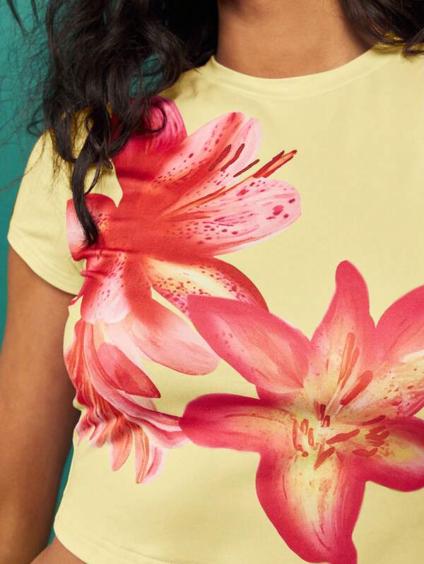 MISSGUIDED Tropical Floral Print Baby Tee Crop T-Shirt