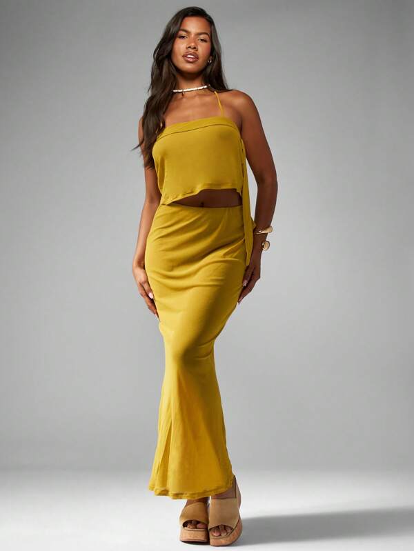 MISSGUIDED Two Piece Bandeau Crop Top Fishtail Maxi Skirt Set