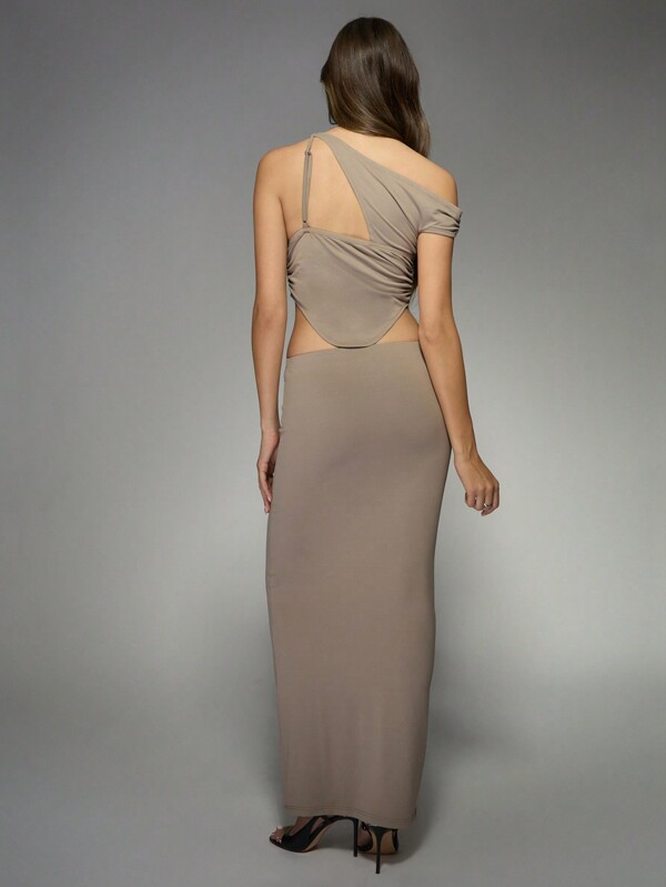 MISSGUIDED Two-Piece Elegant Asymmetric One Shoulder Crop Top Maxi Skirt Set