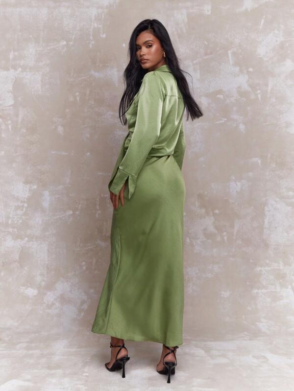 MISSGUIDED Two-Piece Set Satin Long Sleeve Tie-Front Crop Top Maxi Skirt
