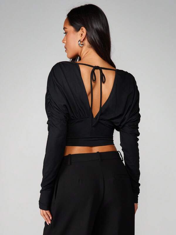 MISSGUIDED V-Neck Wrap Top With Tie Detail
