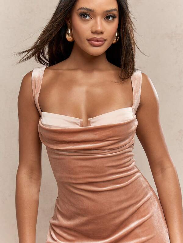 MISSGUIDED Velvet Cowl Sweetheart Neck Strappy Bodycon Mini Dress