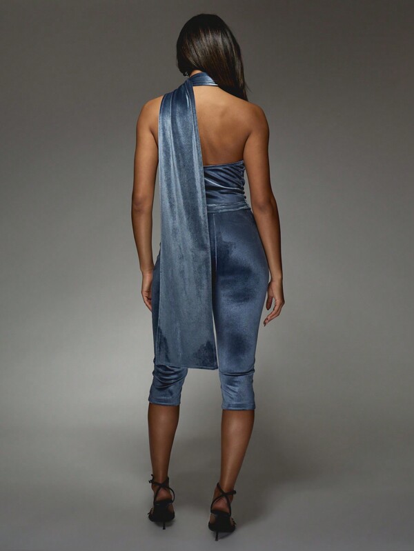 MISSGUIDED Velvet Wrap Neck Detail Asymmetric One Shoulder Top ANd Fitted Capri Pants Two Piece Co Ord Set