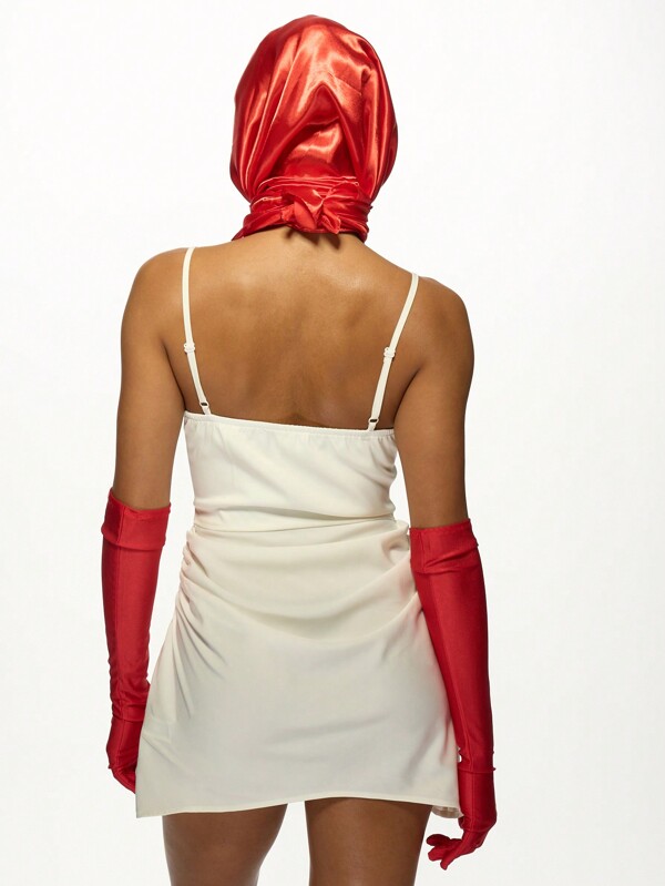 MISSGUIDED Vintage-Inspired Mini Dress With Rose Details Ruched Side Detail