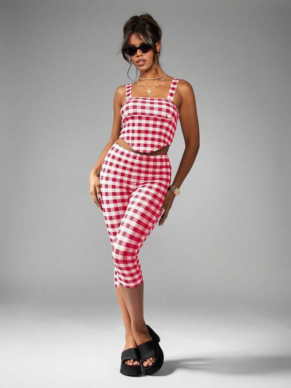 MISSGUIDED Vintage Style Gingham Capri Two Piece Outfit