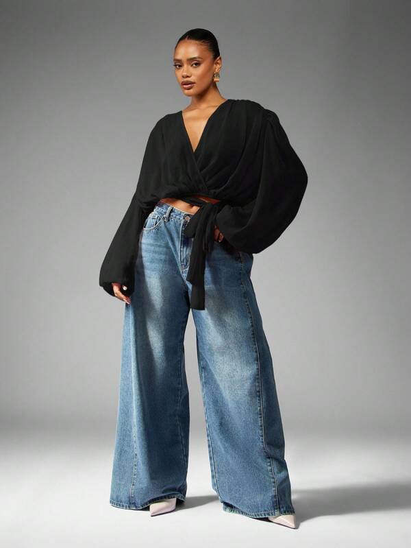 MISSGUIDED Voluminous Wrap Front Blouse With Balloon Sleeves