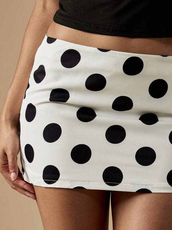 MISSGUIDED White Mini Skirt With Black Polka Dots