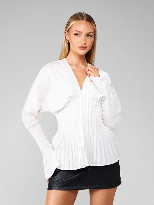 MISSGUIDED White Pleated Blouse With Bell Sleeves And Fitted Waist