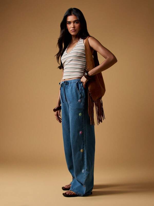 MISSGUIDED Wide Leg Denim Pants With Floral Embroidery