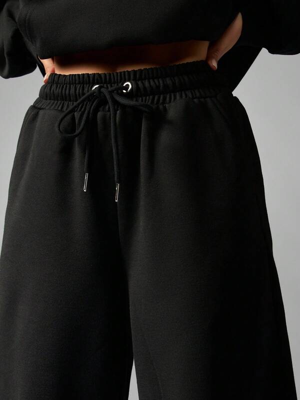 MISSGUIDED Wide Leg Joggers With Split Logo Design