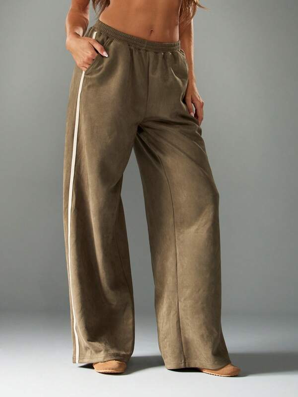 MISSGUIDED Wide Leg Suede Joggers With Elastic Waistband