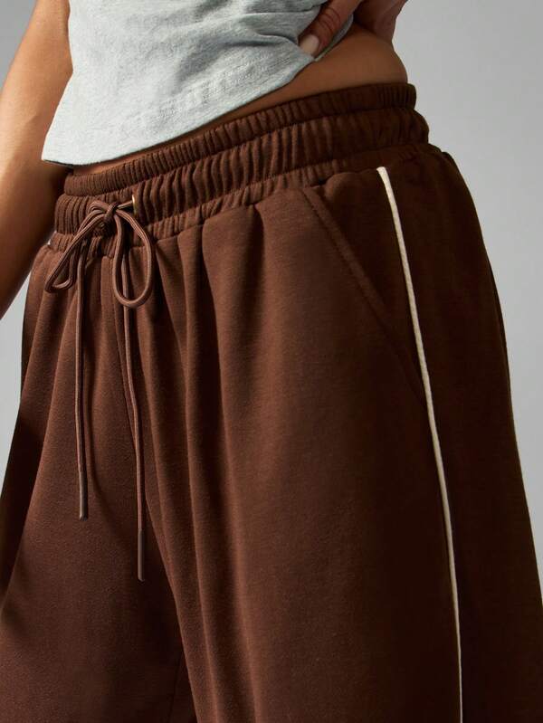 MISSGUIDED Wide Leg Sweatpants With Side Stripe Detail And Drawstring