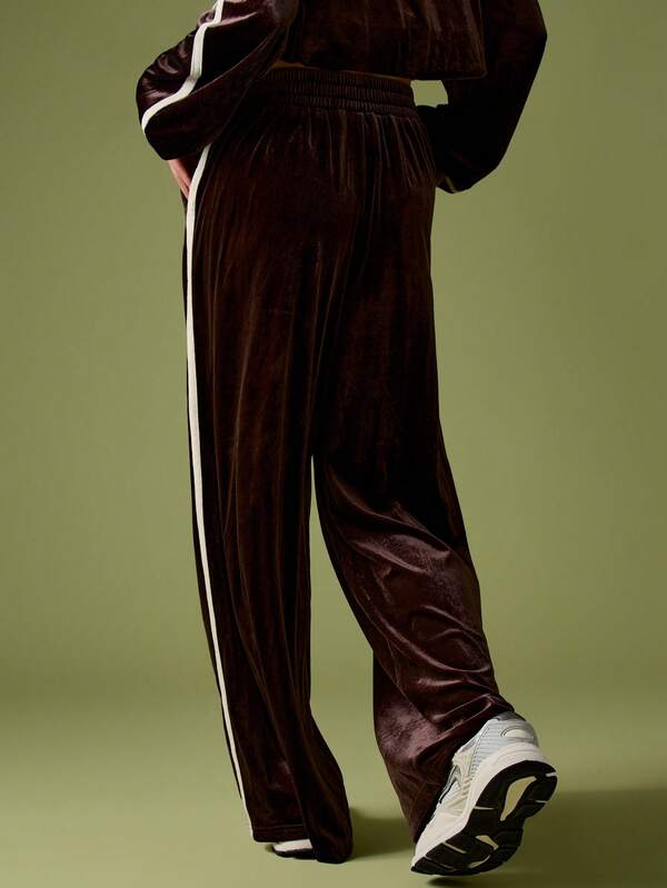 MISSGUIDED Wide Leg Velour Joggers With Elastic Waistband