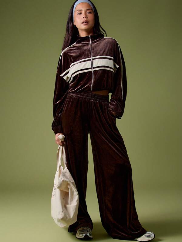 MISSGUIDED Wide Leg Velour Joggers With Elastic Waistband