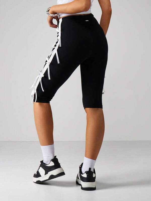 Missguided X Playboy Bow Detail Capri Shorts With Lace Ties