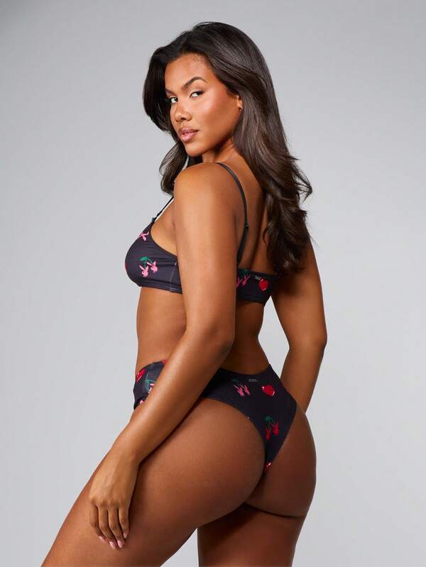 Missguided X Playboy Cherry Hearts And Bow Print Bralette Set