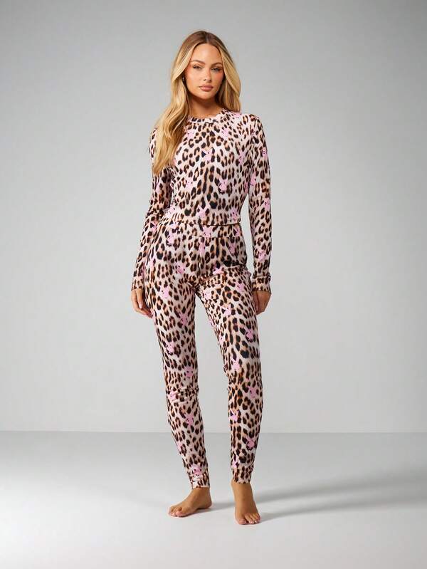 Missguided x Playboy MISSGUIDED Long Sleeve Leopard Print Lounge Set