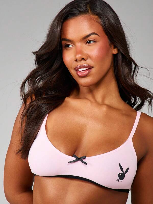 Missguided X Playboy MISSGUIDED Triangle Bra And Brief Set With Contrast Trim