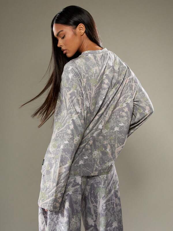 Missguided X Playboy Oversized Camo Print Long Sleeve T-Shirt