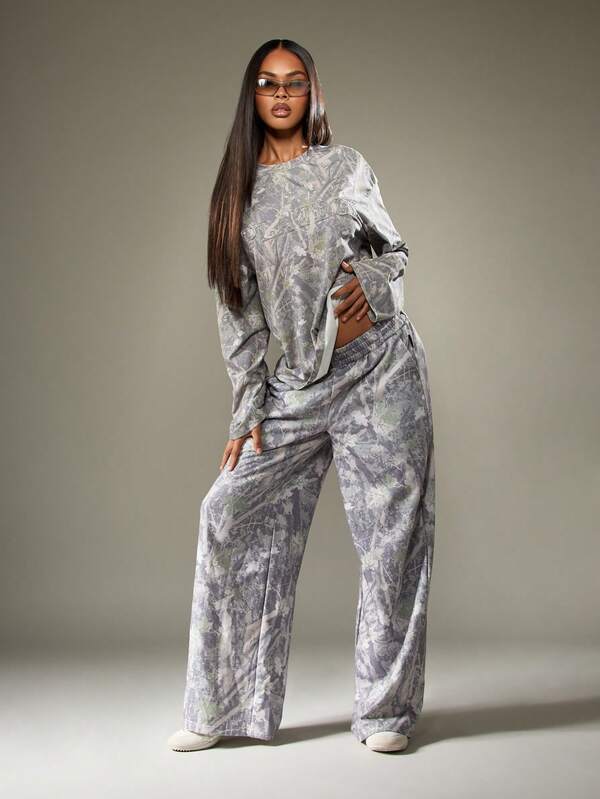 Missguided X Playboy Oversized Camo Print Long Sleeve T-Shirt