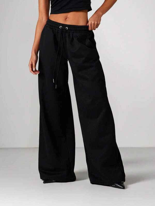 Missguided X Playboy Wide Leg Fleece Joggers With Lace Applique
